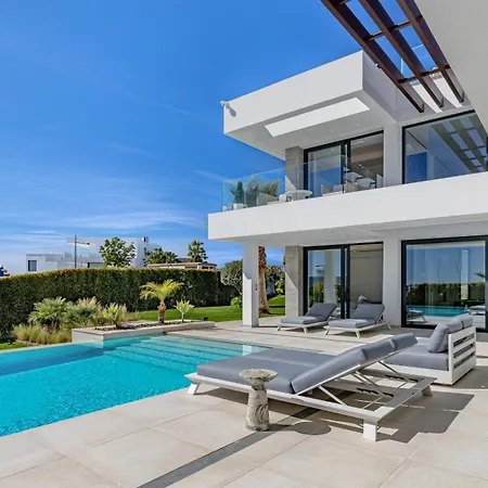 Vacation Marbella I Martinica, Turquoise Heated Pool, Rooftop Hot Tub With Sea View, Cine Room, Night Security, Alarm System, 5 Min To The Villa *