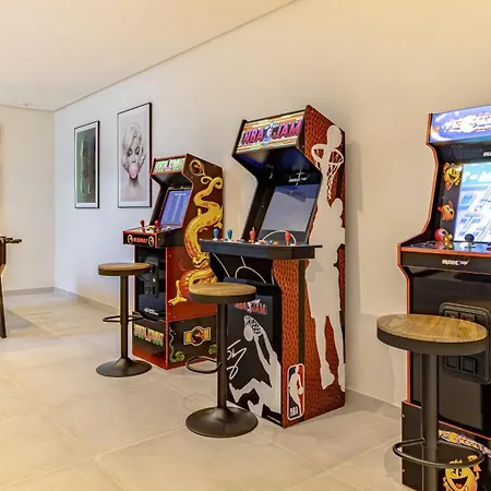 Vacation Marbella I Martinica, Turquoise Heated Pool, Rooftop Hot Tub With Sea View, Cine Room, 5 Min To The Villa Estepona