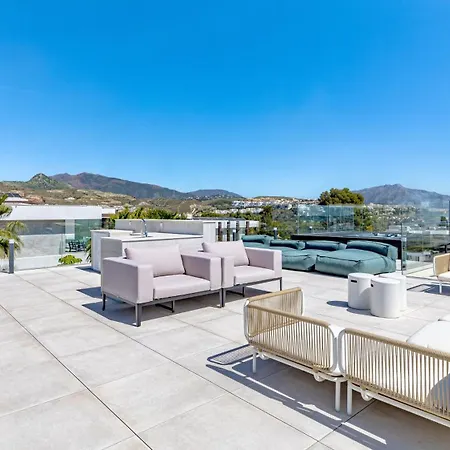 Villa Vacation Marbella I Martinica, Turquoise Heated Pool, Rooftop Hot Tub With Sea View, Cine Room, 5 Min To The *