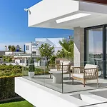 Vacation Marbella I Martinica, Turquoise Heated Pool, Rooftop Hot Tub With Sea View, Cine Room, Night Security, Alarm System, 5 Min To The Estepona