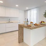 Vacation Marbella I Martinica, Turquoise Heated Pool, Rooftop Hot Tub With Sea View, Cine Room, Night Security, Alarm System, 5 Min To The