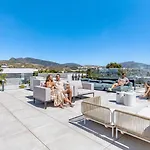 Villa Vacation Marbella I Martinica, Turquoise Heated Pool, Rooftop Hot Tub With Sea View, Cine Room, Night Security, Alarm System, 5 Min To The Estepona