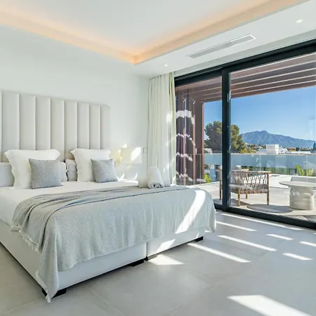 Vacation Marbella I Martinica, Turquoise Heated Pool, Rooftop Hot Tub With Sea View, Cine Room, 5 Min To The 别墅