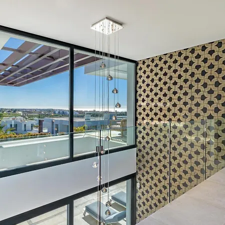 Vacation Marbella I Martinica, Turquoise Heated Pool, Rooftop Hot Tub With Sea View, Cine Room, 5 Min To The 别墅