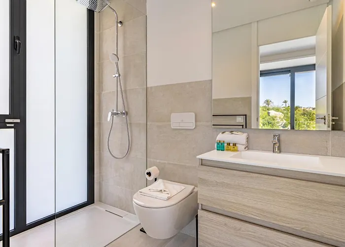 Vacation Marbella I Martinica, Turquoise Heated Pool, Rooftop Hot Tub With Sea View, Cine Room, 5 Min To The *