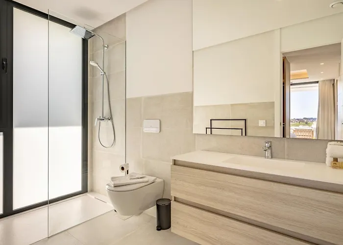 Villa Vacation Marbella I Martinica, Turquoise Heated Pool, Rooftop Hot Tub With Sea View, Cine Room, 5 Min To The *