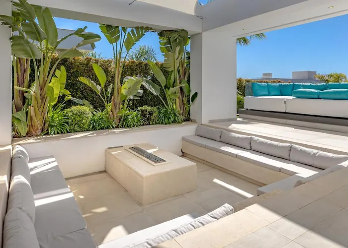 Vacation Marbella I Martinica, Turquoise Heated Pool, Rooftop Hot Tub With Sea View, Cine Room, 5 Min To The *