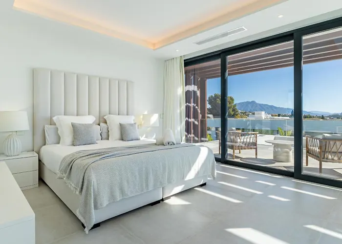 Vacation Marbella I Martinica, Turquoise Heated Pool, Rooftop Hot Tub With Sea View, Cine Room, 5 Min To The Villa