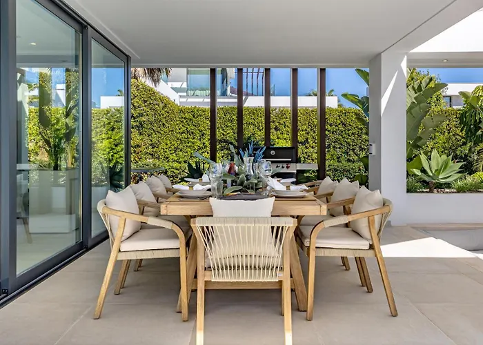 Vacation Marbella I Martinica, Turquoise Heated Pool, Rooftop Hot Tub With Sea View, Cine Room, 5 Min To The * Estepona