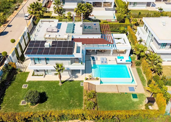 Vacation Marbella I Martinica, Turquoise Heated Pool, Rooftop Hot Tub With Sea View, Cine Room, 5 Min To The *