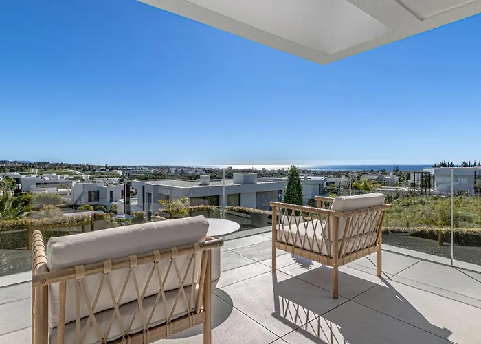 Vacation Marbella I Martinica, Turquoise Heated Pool, Rooftop Hot Tub With Sea View, Cine Room, 5 Min To The * Estepona