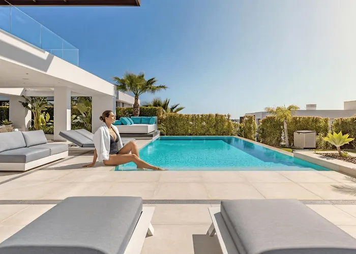 Vacation Marbella I Martinica, Turquoise Heated Pool, Rooftop Hot Tub With Sea View, Cine Room, 5 Min To The Villa *